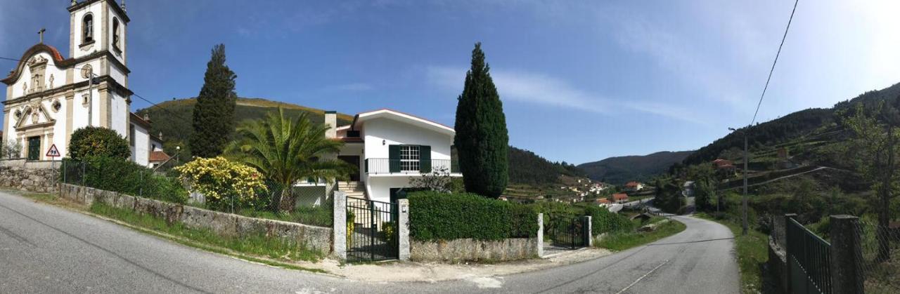 Casa Largo da Igreja Villa Teixeira Bagian luar foto
